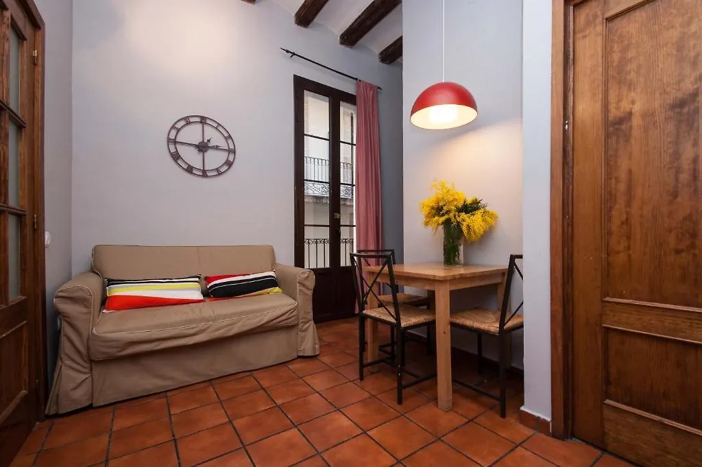 Plaza Real Apartments Барселона Испания