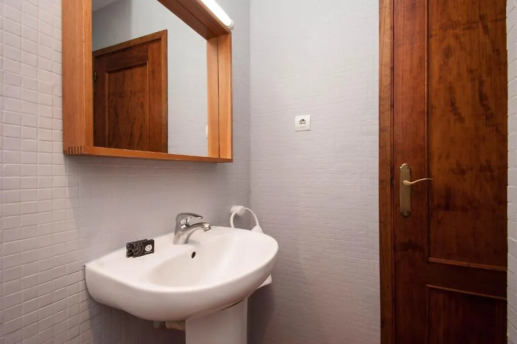 Plaza Real Apartments Барселона